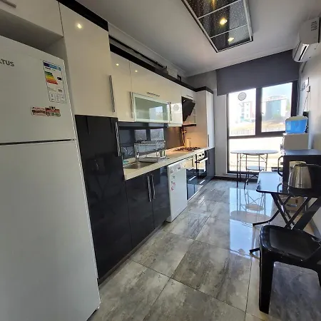 Heartwarming 3-br Apt W Wi-fi5acsplayground